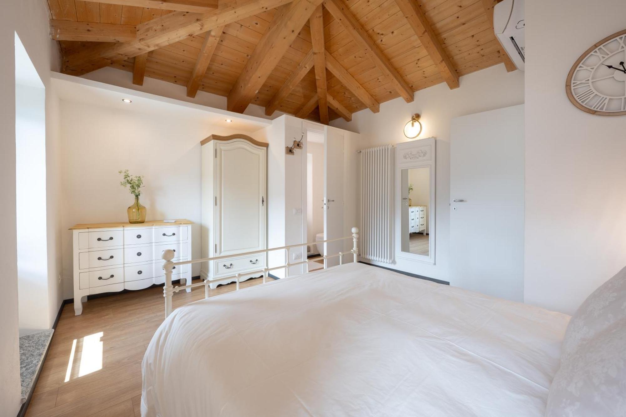 Lora Villa, With Lake View 오수키오 외부 사진