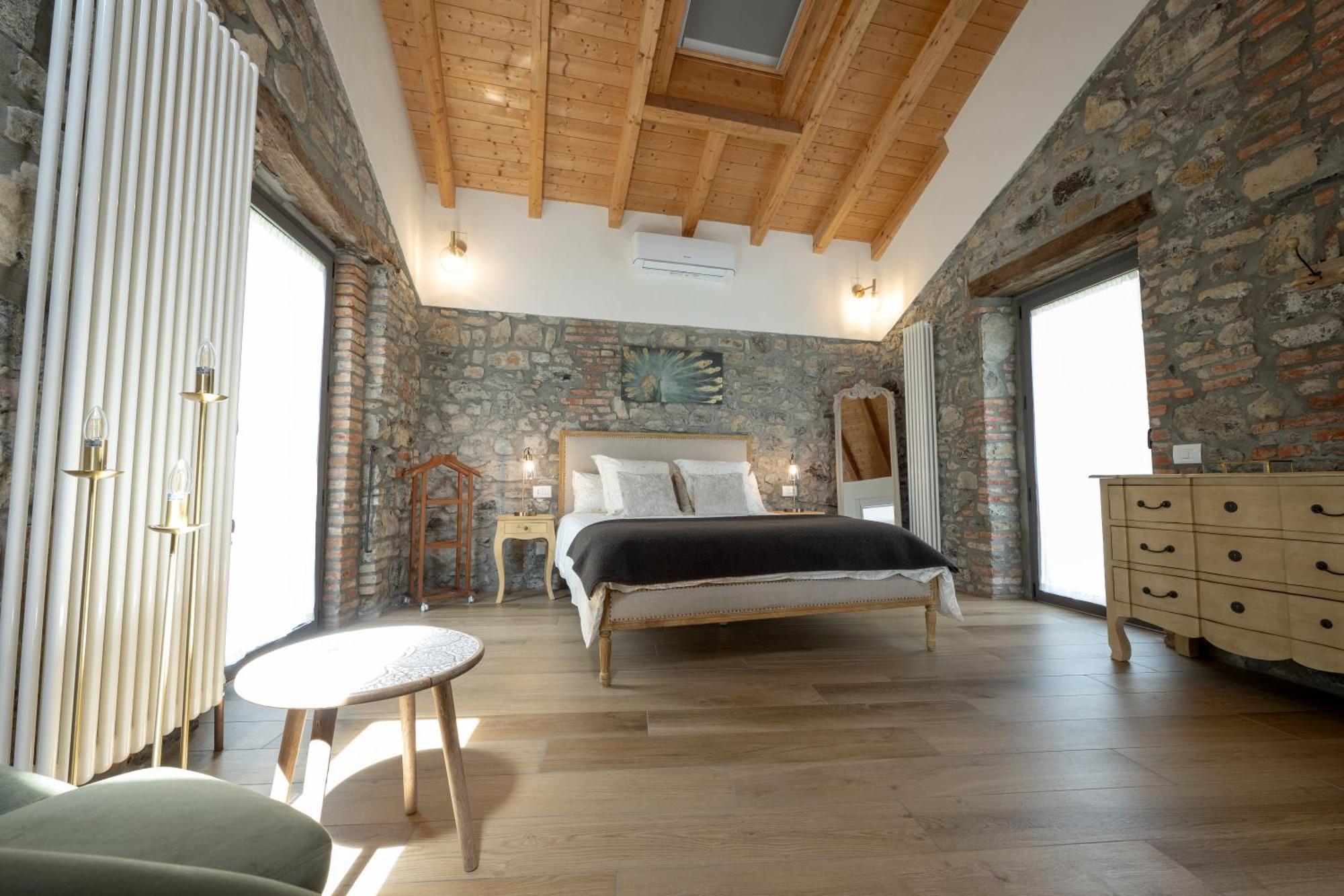 Lora Villa, With Lake View 오수키오 외부 사진