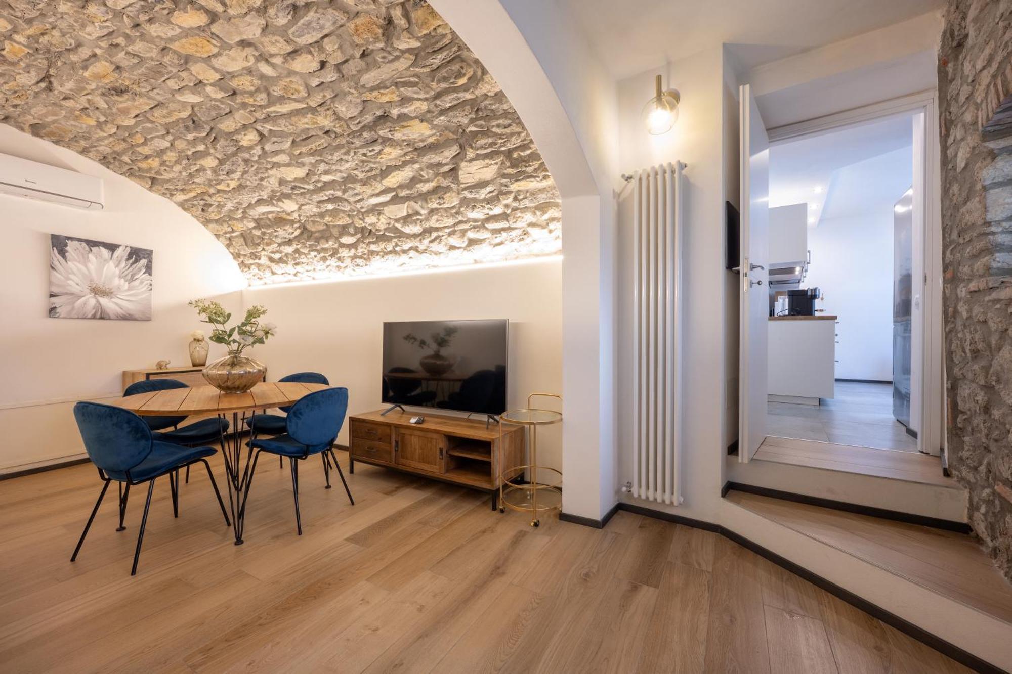 Lora Villa, With Lake View 오수키오 외부 사진